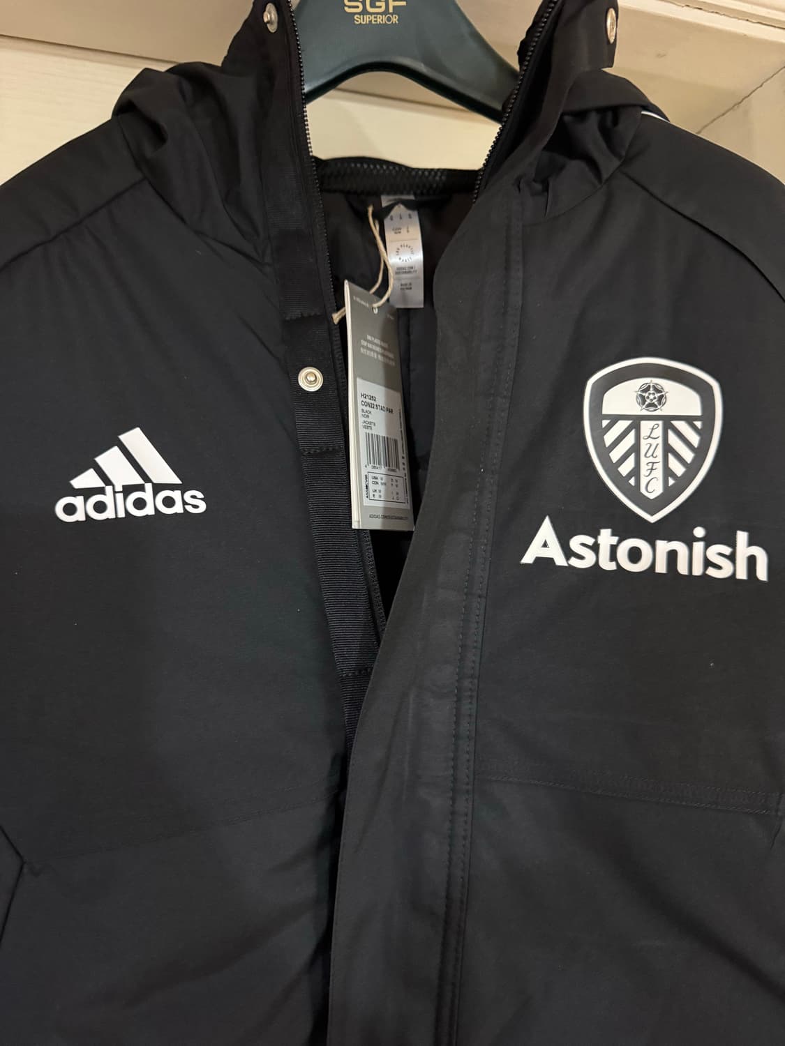 아디다스 리즈 유나이티드 검정색 패딩 M 상품이미지2