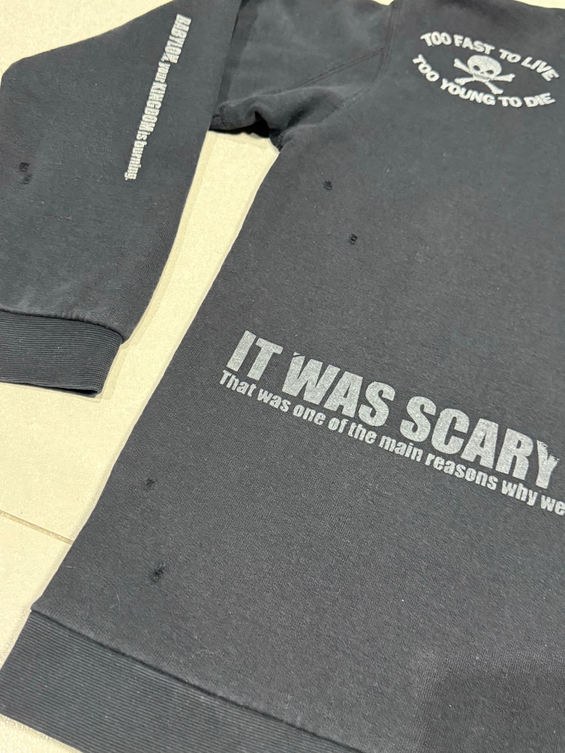 2004 네이버후드 데미지 가공 맨투맨 스웨터 상품이미지8