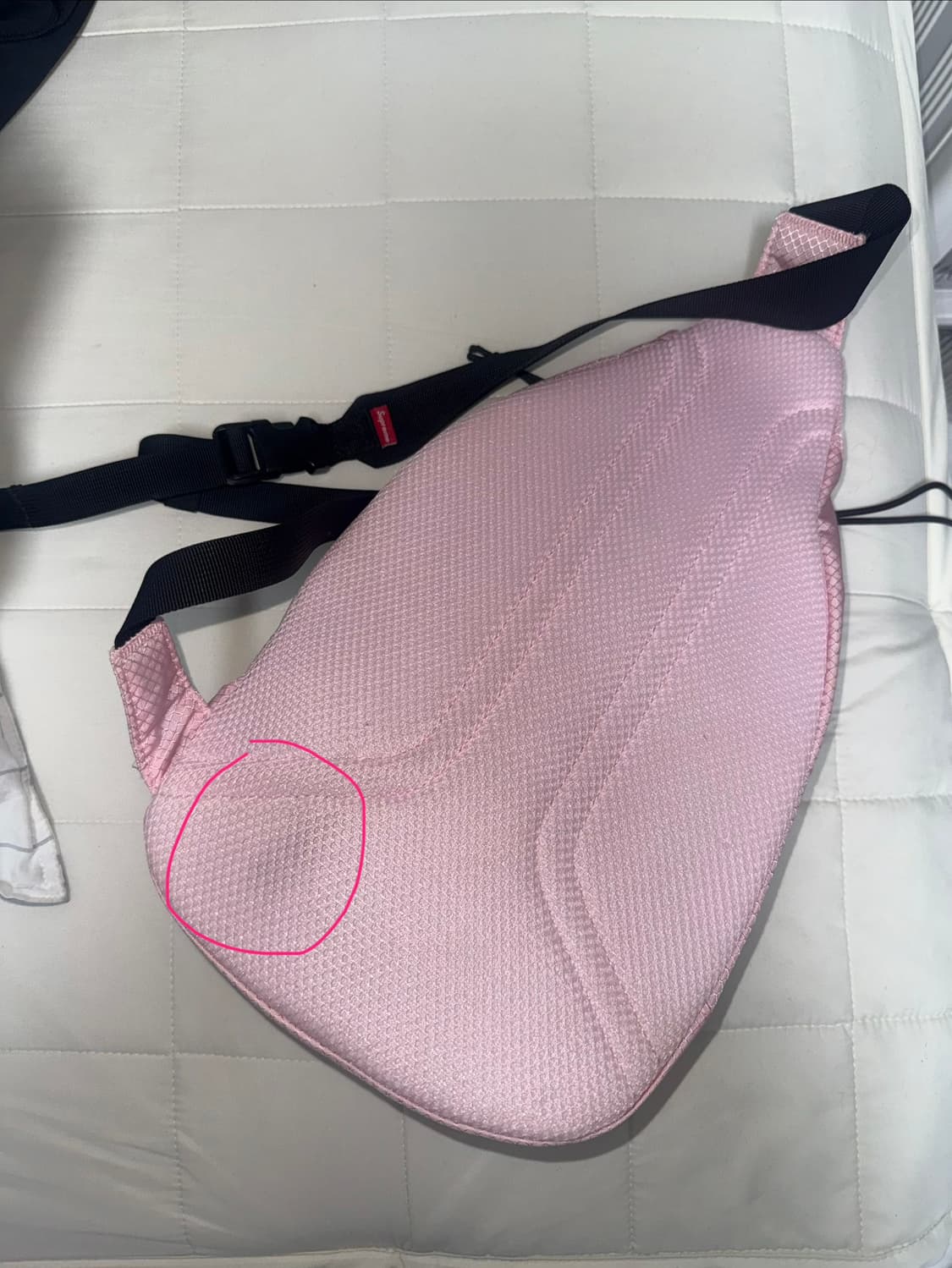 슈프림 슬링백 핑크 상품이미지2