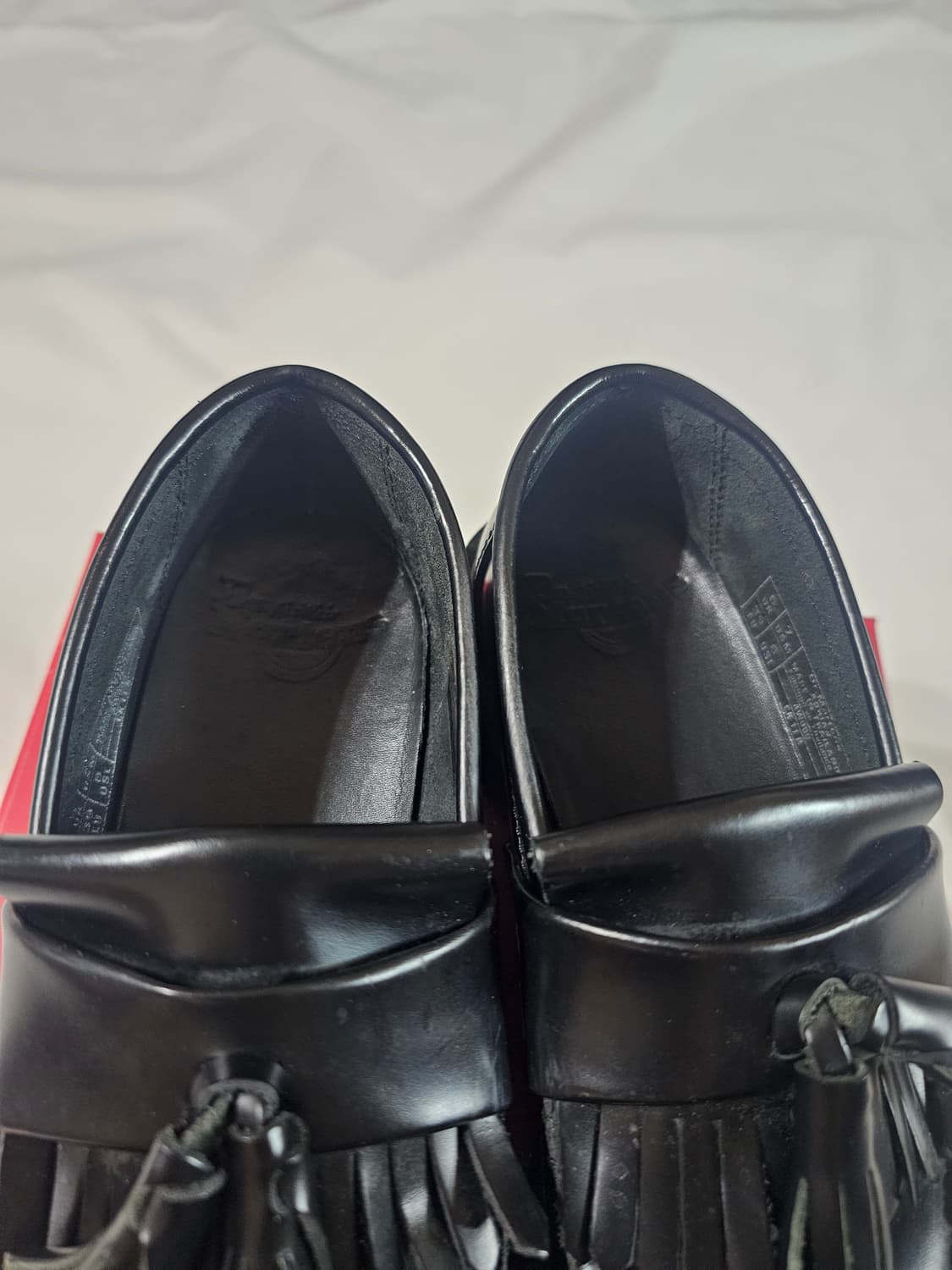 [250,uk6,eu39] 닥터마틴 아드리안 태슬 로퍼 블랙 상품이미지4