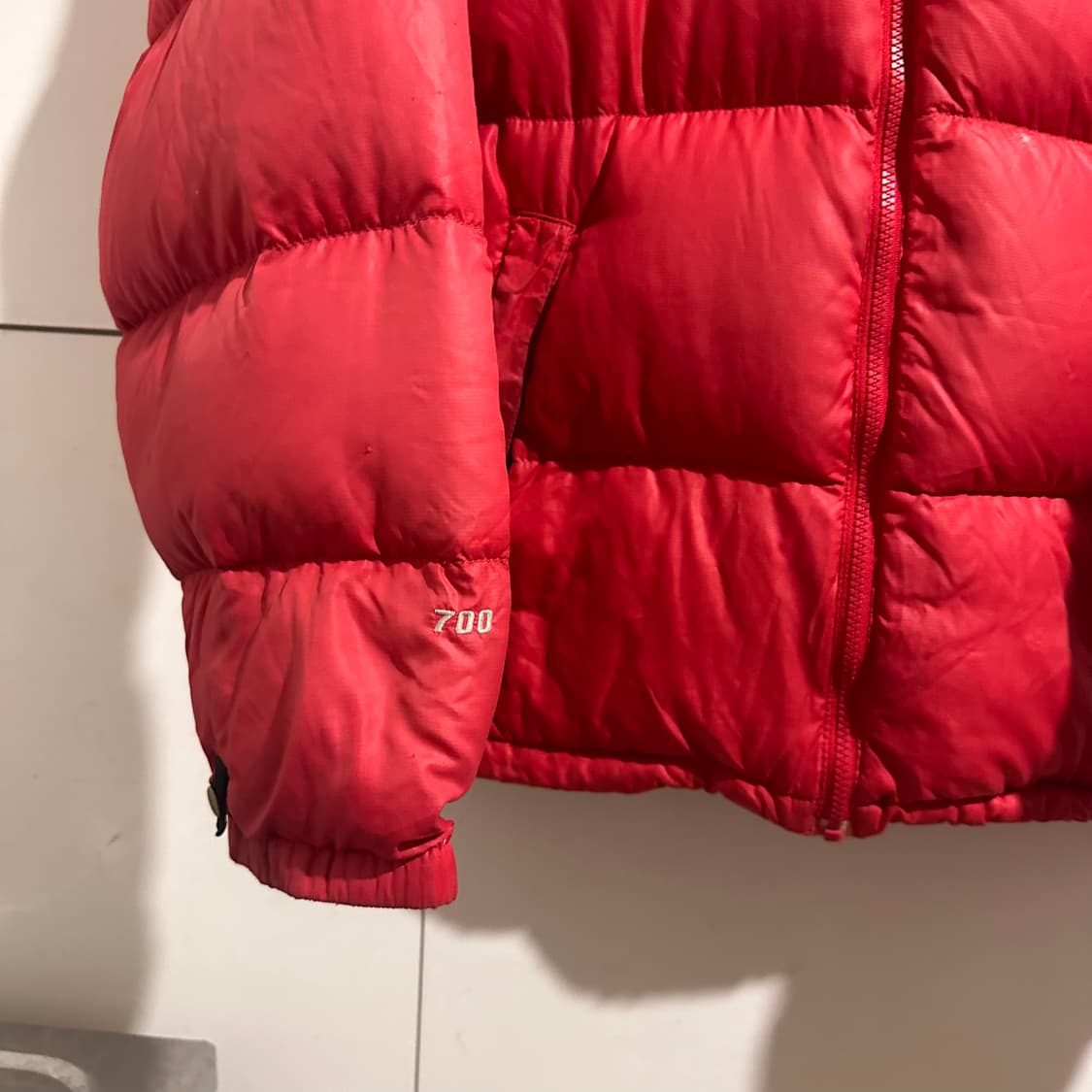 노스페이스 레드 블랙 눕시 패딩 상품이미지4