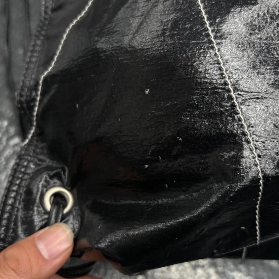 마뗑킴 드로우스트링 백팩 블랙 상품이미지3