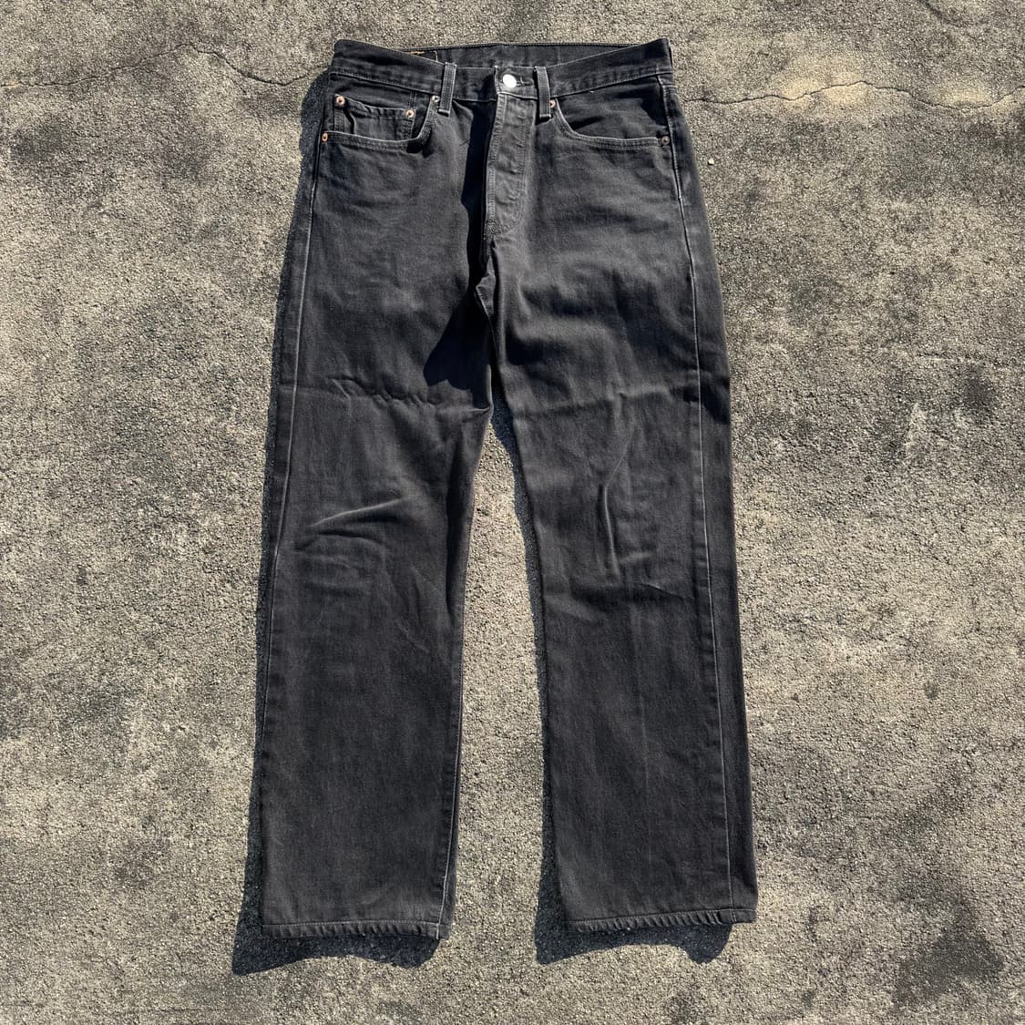 [32] 리바이스 501 블랙 데님 팬츠 상품이미지1