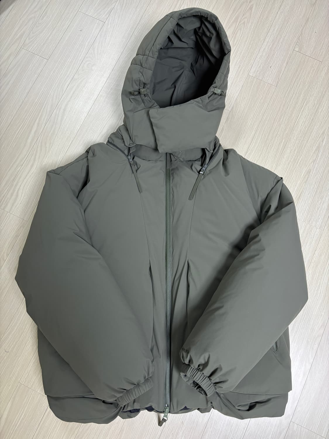 지용킴 코오롱 패딩 새상품 상품이미지1