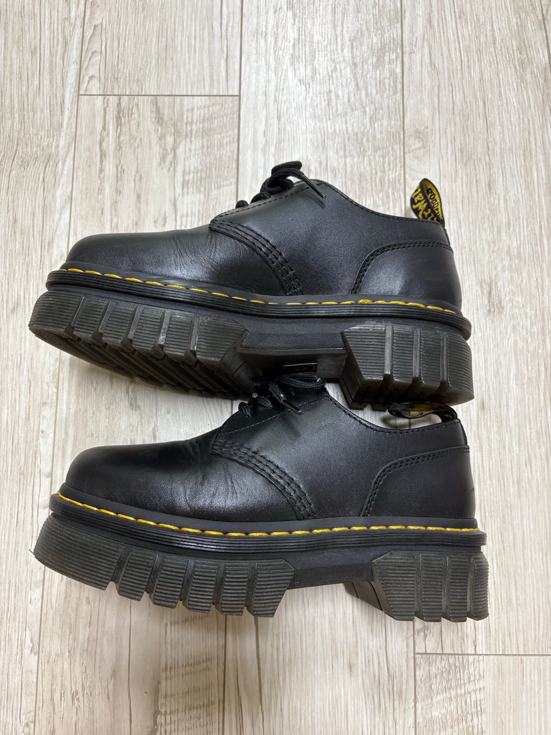 닥터마틴 오드릭 나파 쿼드 240 상품이미지2