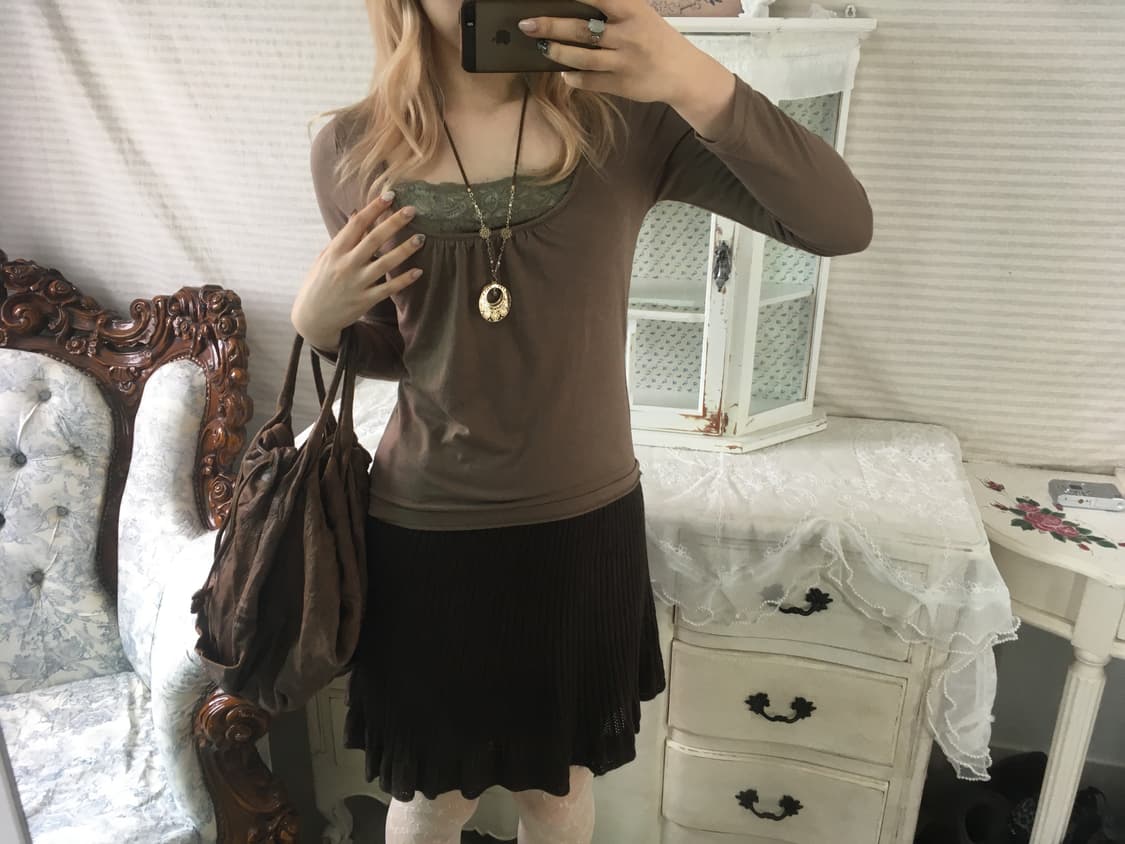 빈티지 브라운 레이스 셔링 티셔츠 상품이미지1