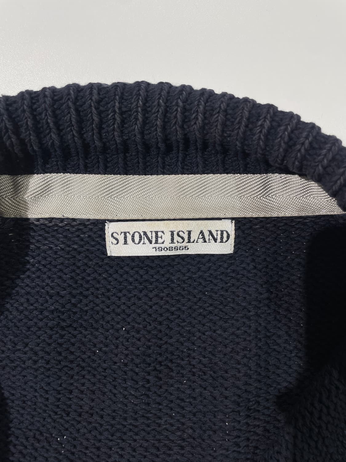 스톤 아일랜드 다크 네이비 와펜 하프 집업 모크넥 니트 상품이미지7