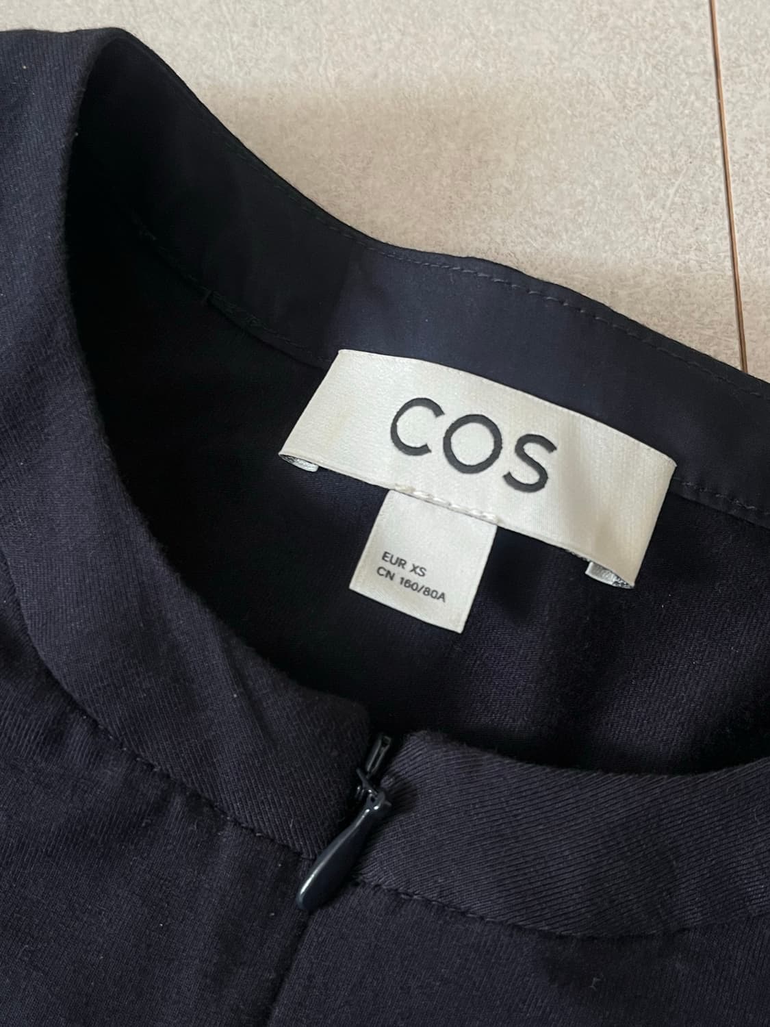 코스 웨이브 코튼 원피스 xs 네이비 상품이미지3