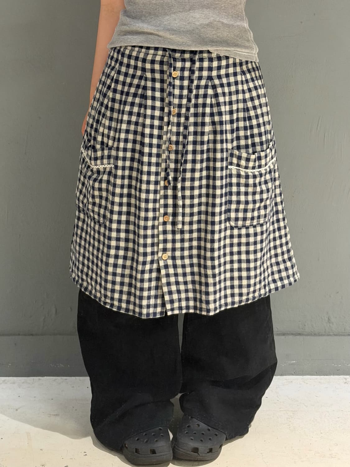 pocket point button-up check skirt 상품이미지1