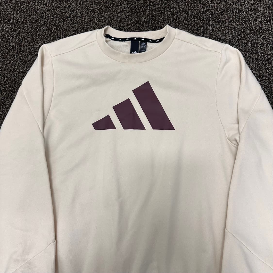 아디다스 맨투맨 베이지 M 상품이미지2