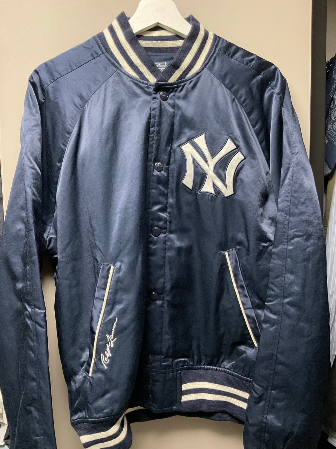 폴로 랄프로렌 MLB 뉴욕 양키스 새틴 바시티 자켓 네이비 M 상품이미지3