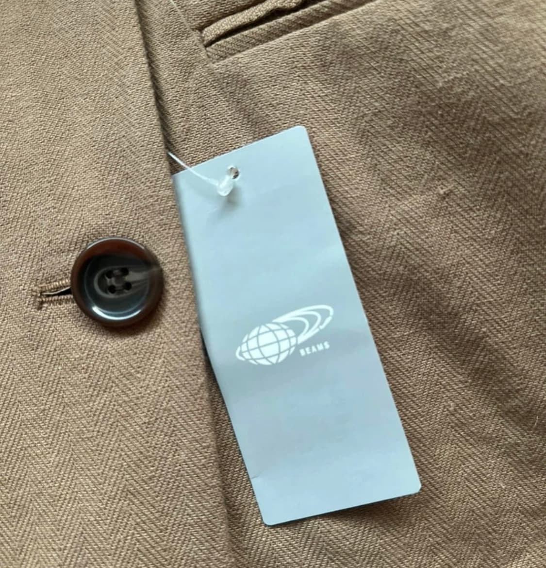 빔즈 Beams 의 라이트 브라운 색상 더블 블레이저 새 제품 상품이미지3