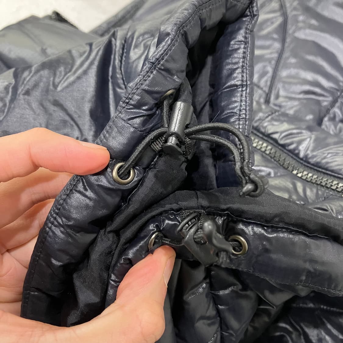 315 노스페이스 유광 경량패딩 상품이미지5