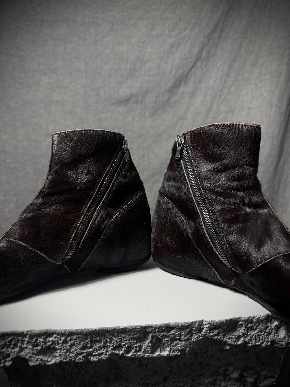 The Viridi-anne Pony Hair Ankle Boots   상품이미지6