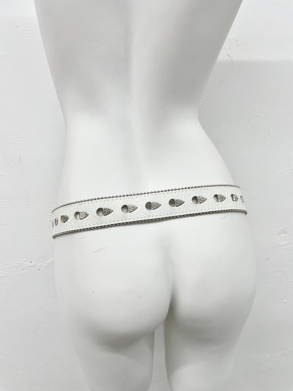 화이트 펀칭 버클 벨트 상품이미지4