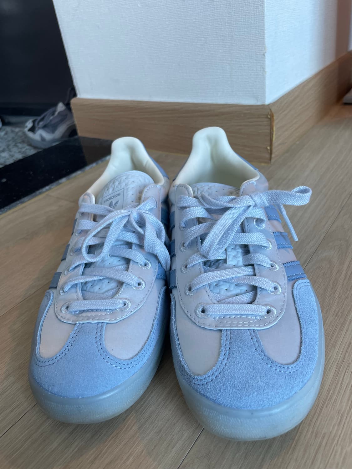 아디다스 가젤 인도어 우먼스 헤일로 블루 235 상품이미지3