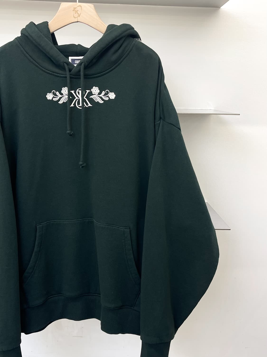 키스 24fw 플로럴 레이스 넬슨 후디 상품이미지4