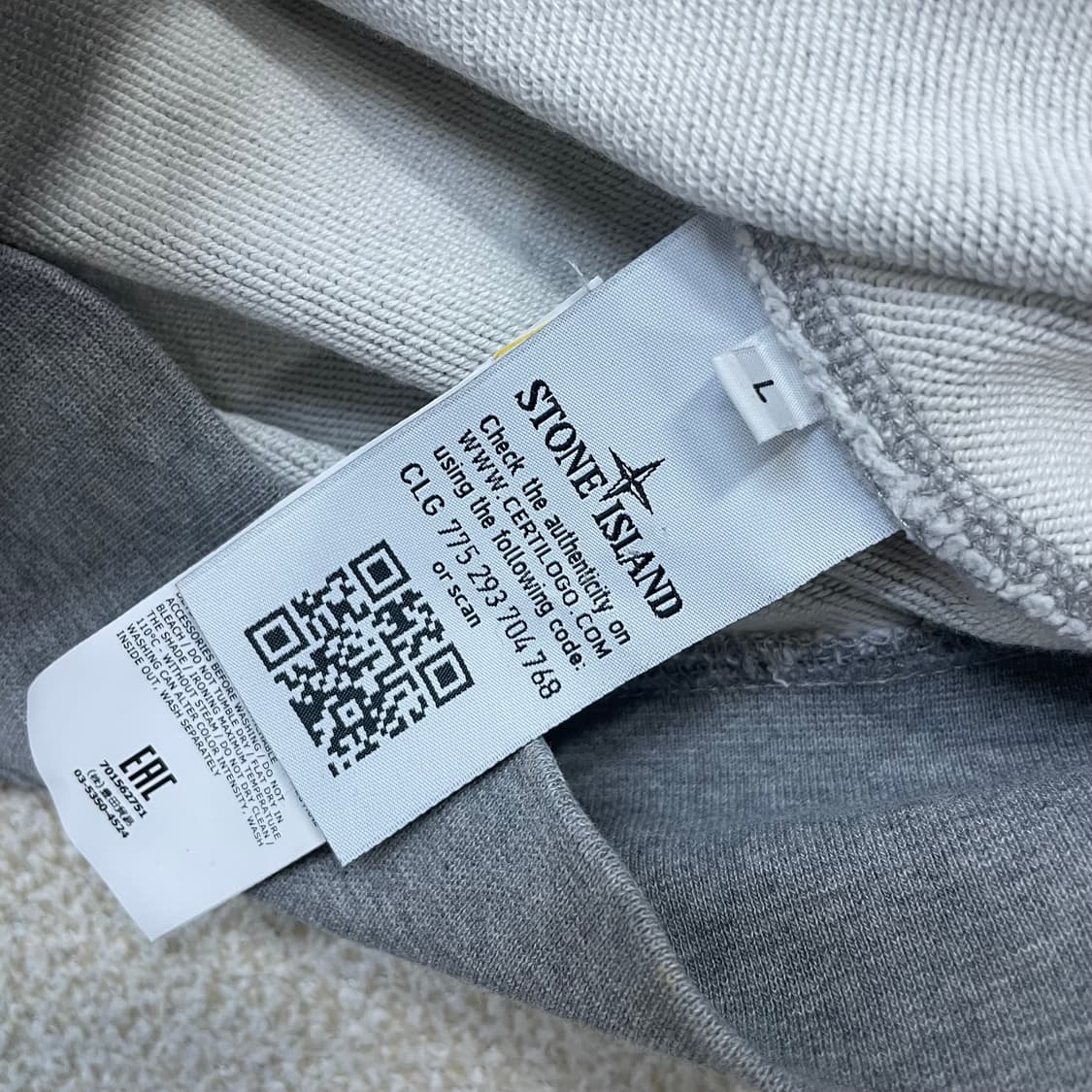 스톤아일랜드 와펜 패치 크루넥 맨투맨 그레이 상품이미지5