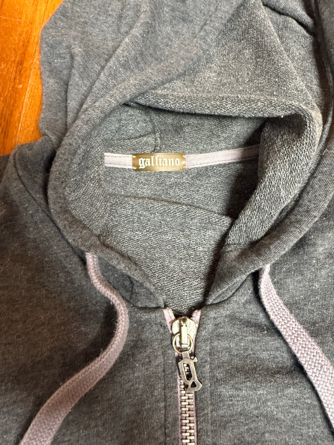 존갈리아노 그레이 후드집업 상품이미지3