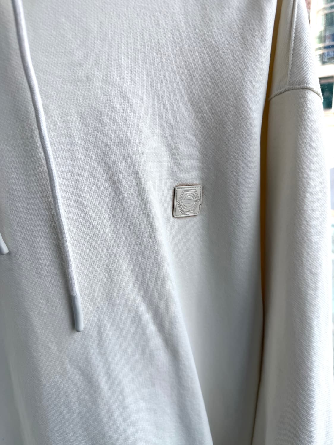 50/ 솔리드옴므 23-24FW 백스프레드 후드티 상품이미지6