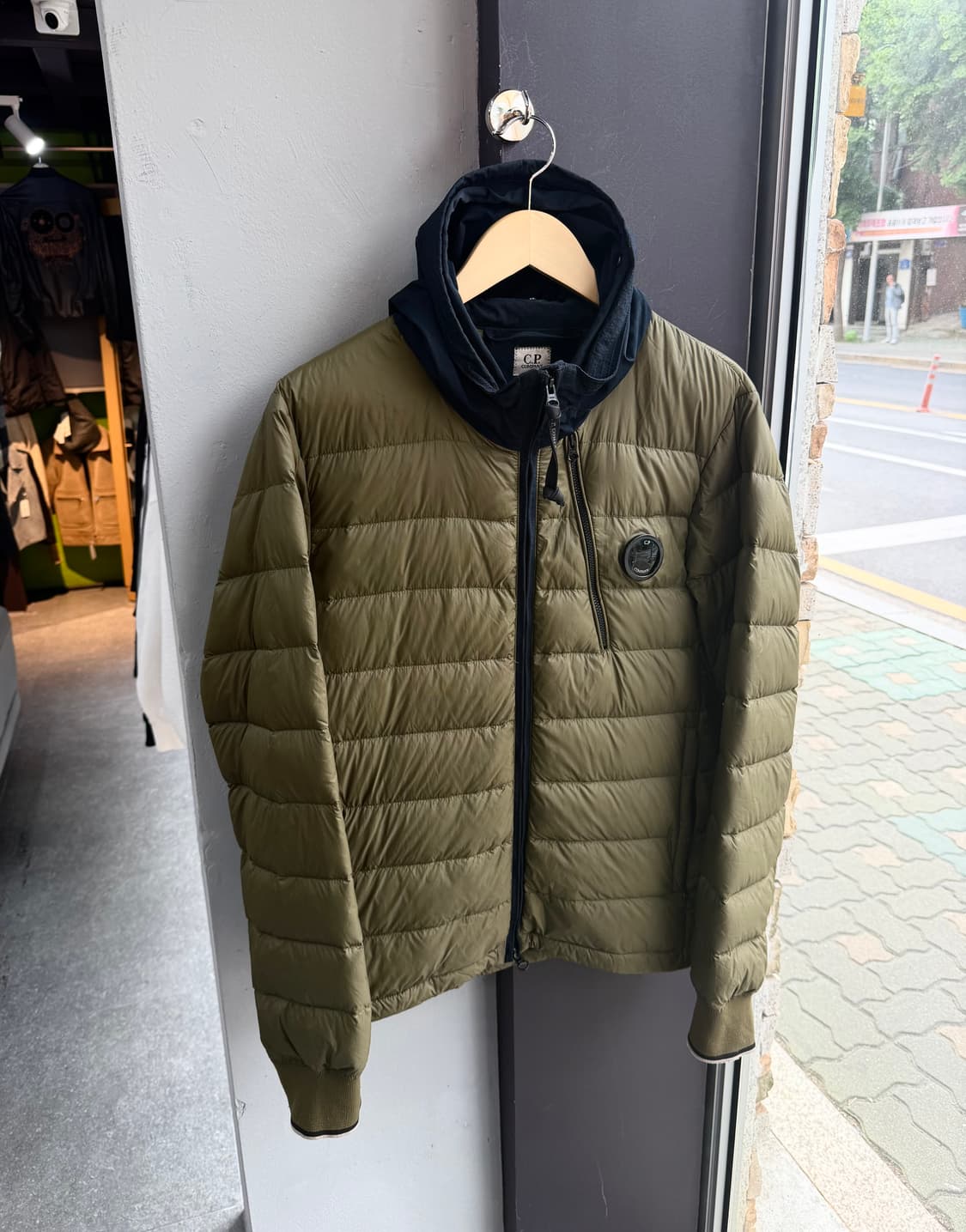 100/ CP컴퍼니 10AW 프론트 렌즈 다운패딩 상품이미지2
