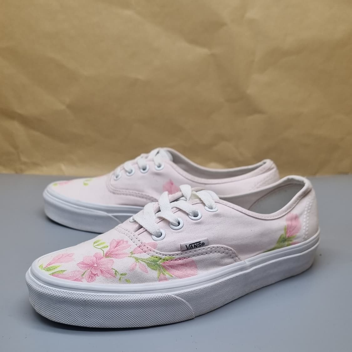 반스  어센틱 플라워 여성스니커즈235  상품이미지1