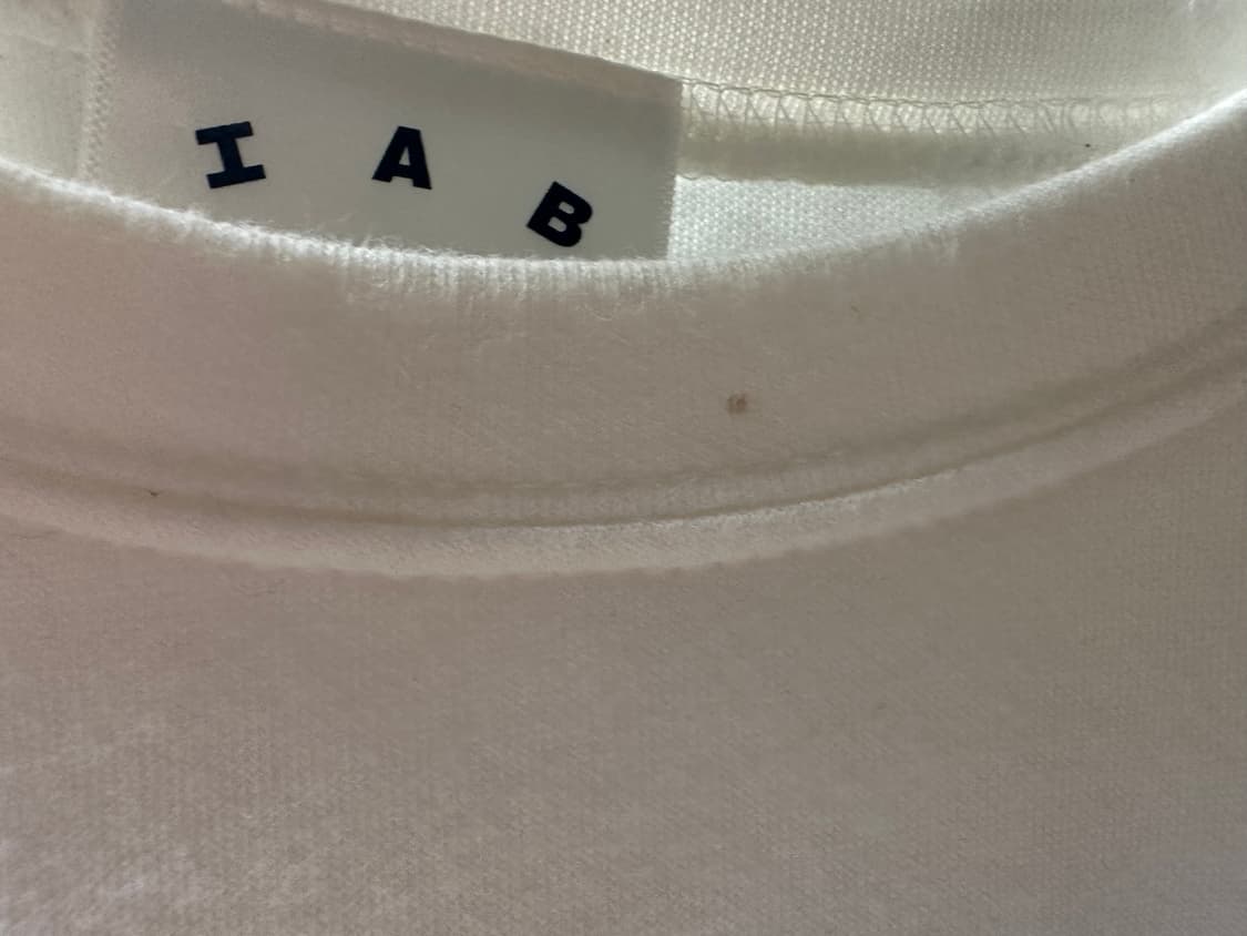 IAB스튜디오 반팔티셔츠(폰트 블랙) L 상품이미지3