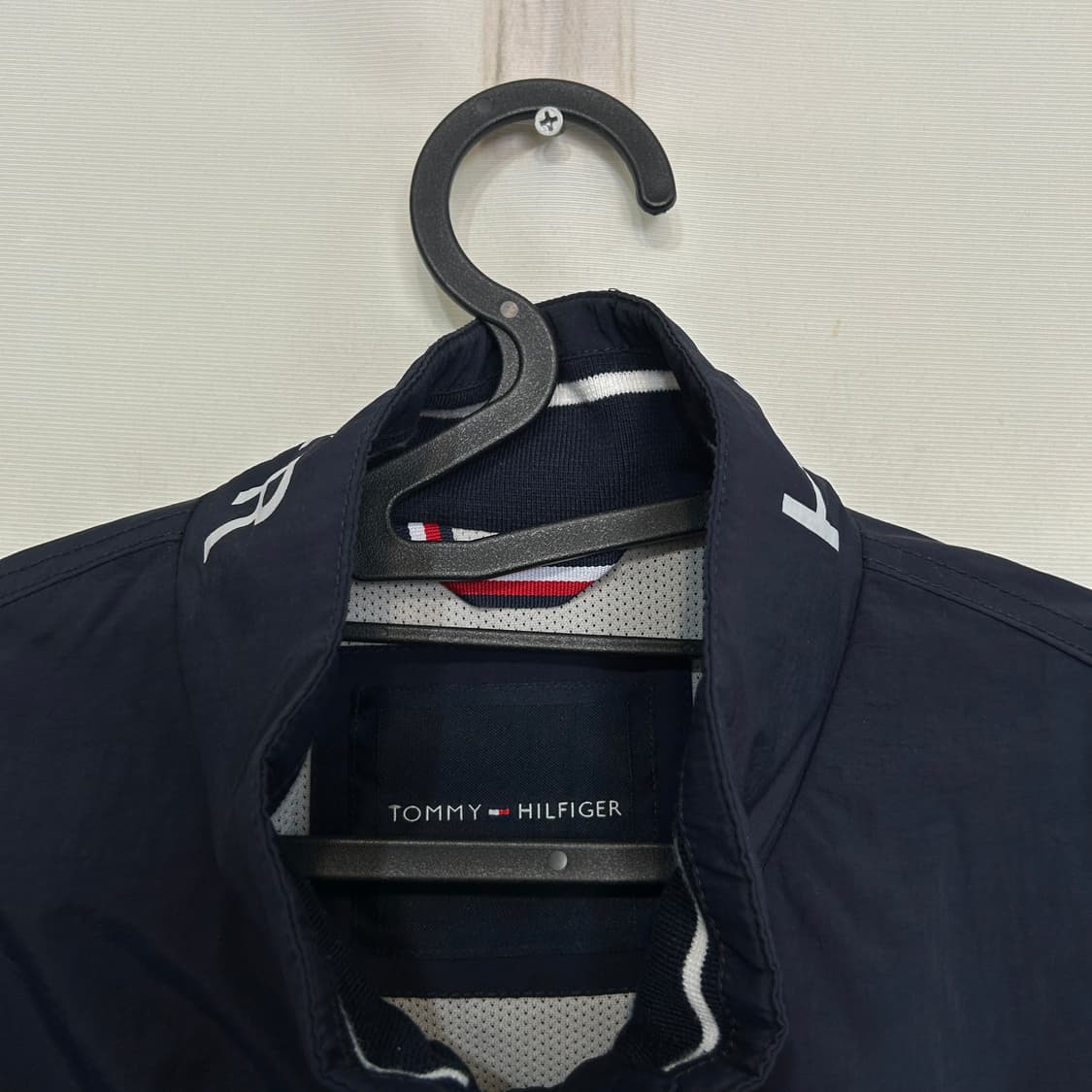 타미힐피거 바람막이 자켓 105 상태최상 상품이미지2