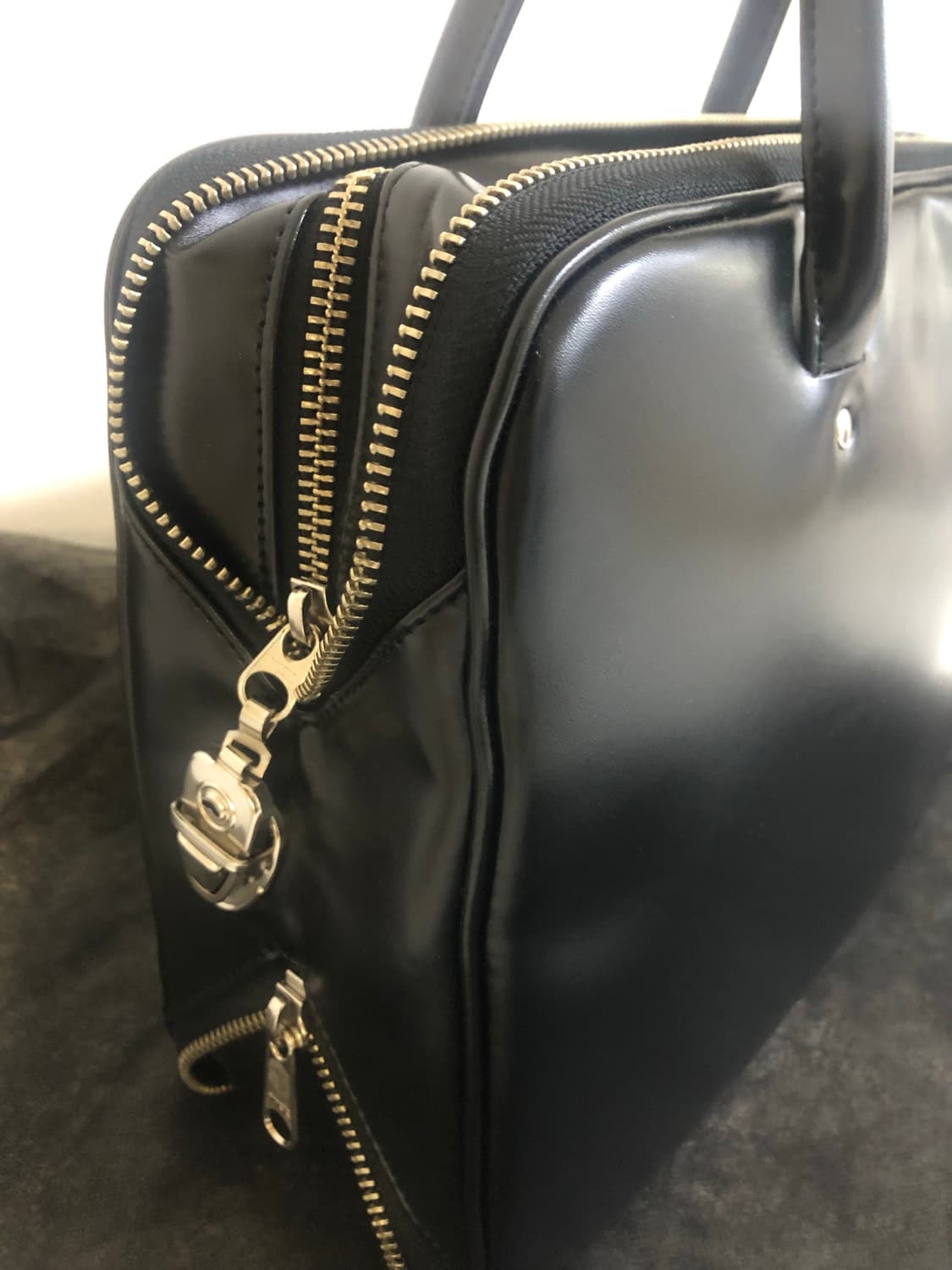 꼼데가르송 오리지널 바닥 지퍼 ZIP 핸드백 (s) 상품이미지5