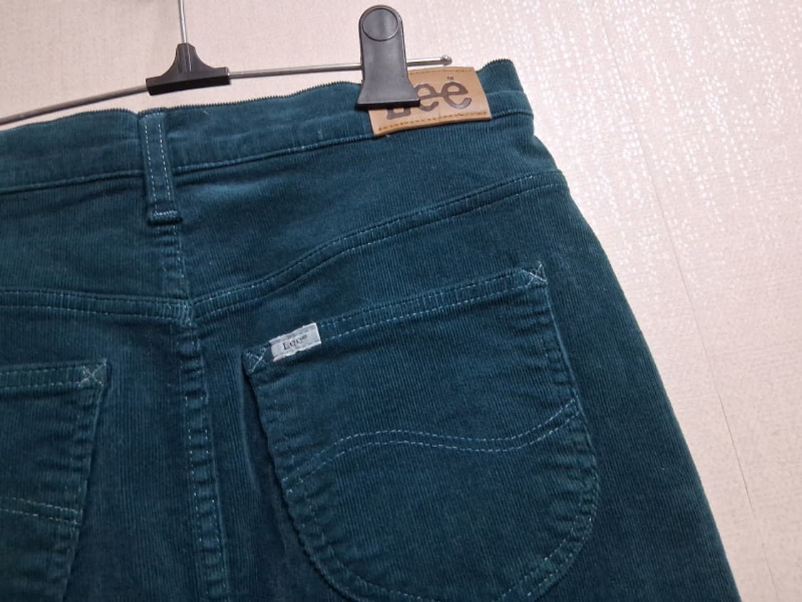 일본Lee 코듀로이 미디스커트 타이트핏 26인치적당 
원산지 일본
소재  상품이미지5