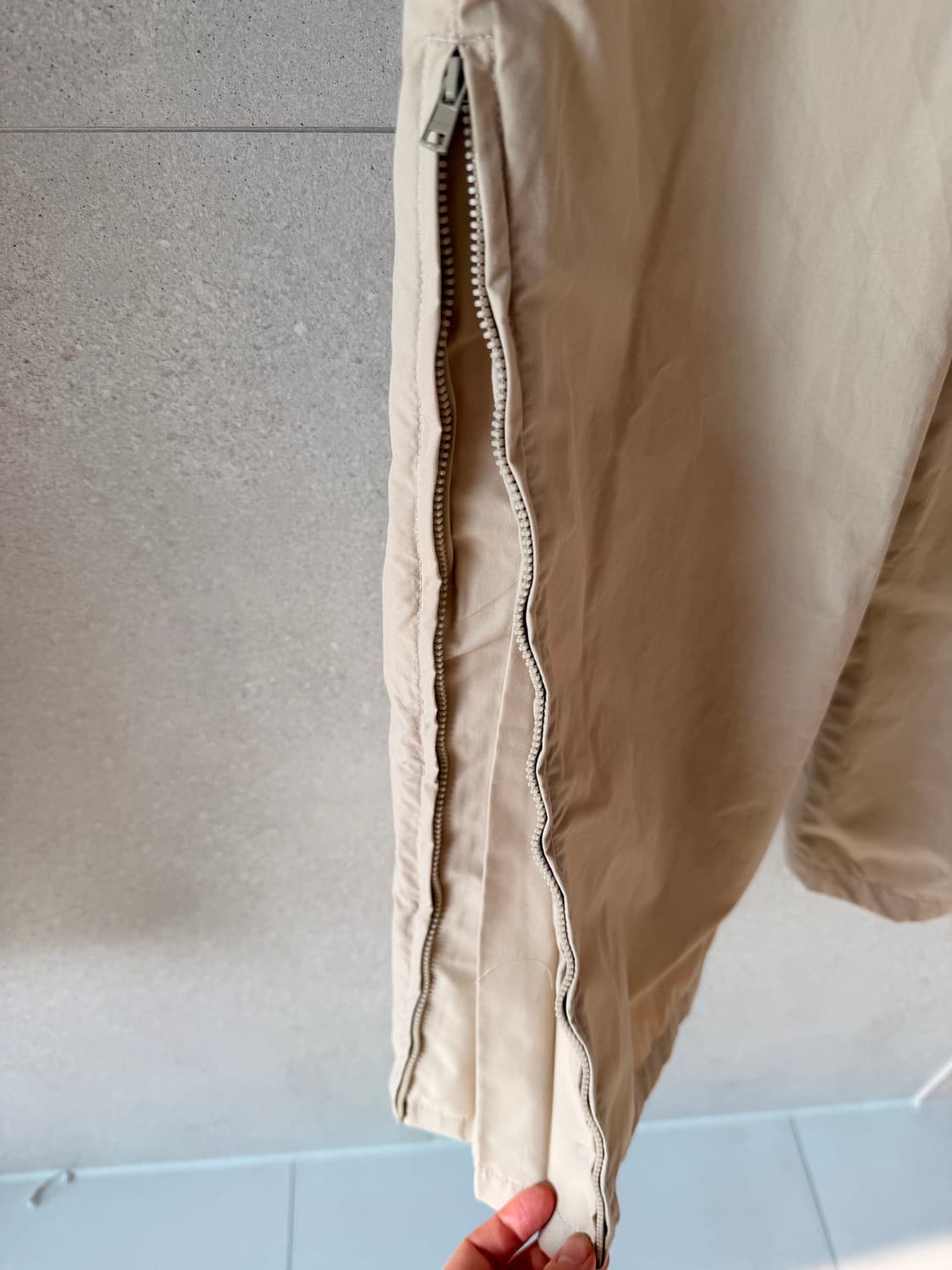 여성 스포츠 바지 스우시 안감 망사 아랫단 지퍼 상품이미지2