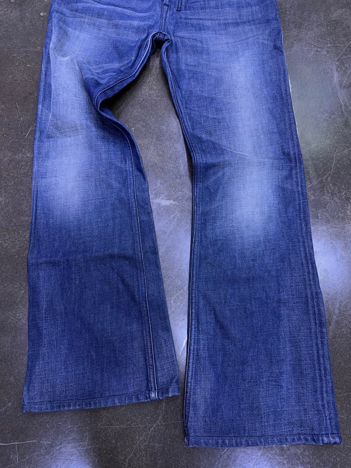 디젤 빈티지 중청 라인 워싱 플레어 부츠컷 데님팬츠 31 상품이미지6