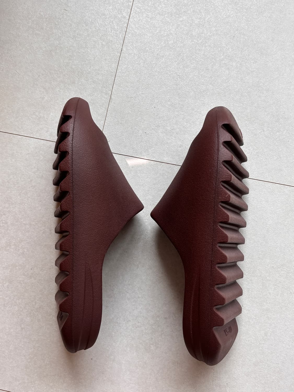 Yeezy YS-01 Slide Chocolate Brown US11  상품이미지6