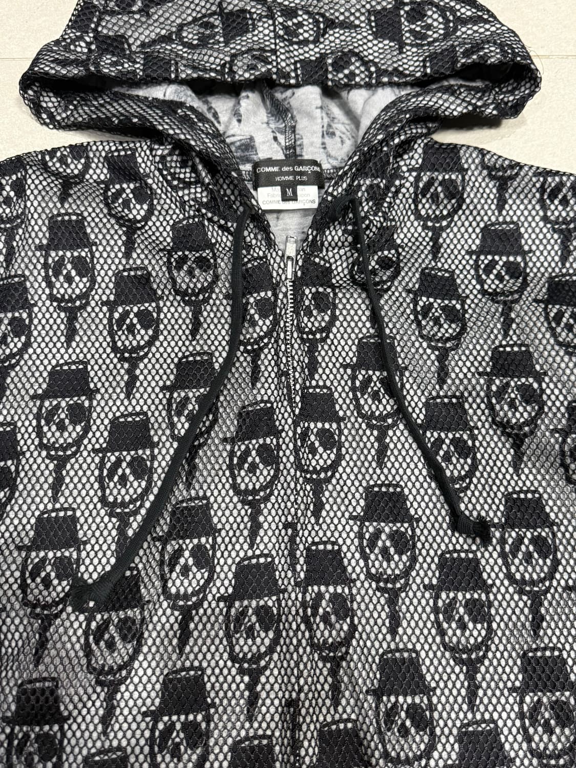 2010 꼼데가르송 아카이브 해골 패턴 메쉬 이중 원단 후드 집업 자켓 상품이미지2