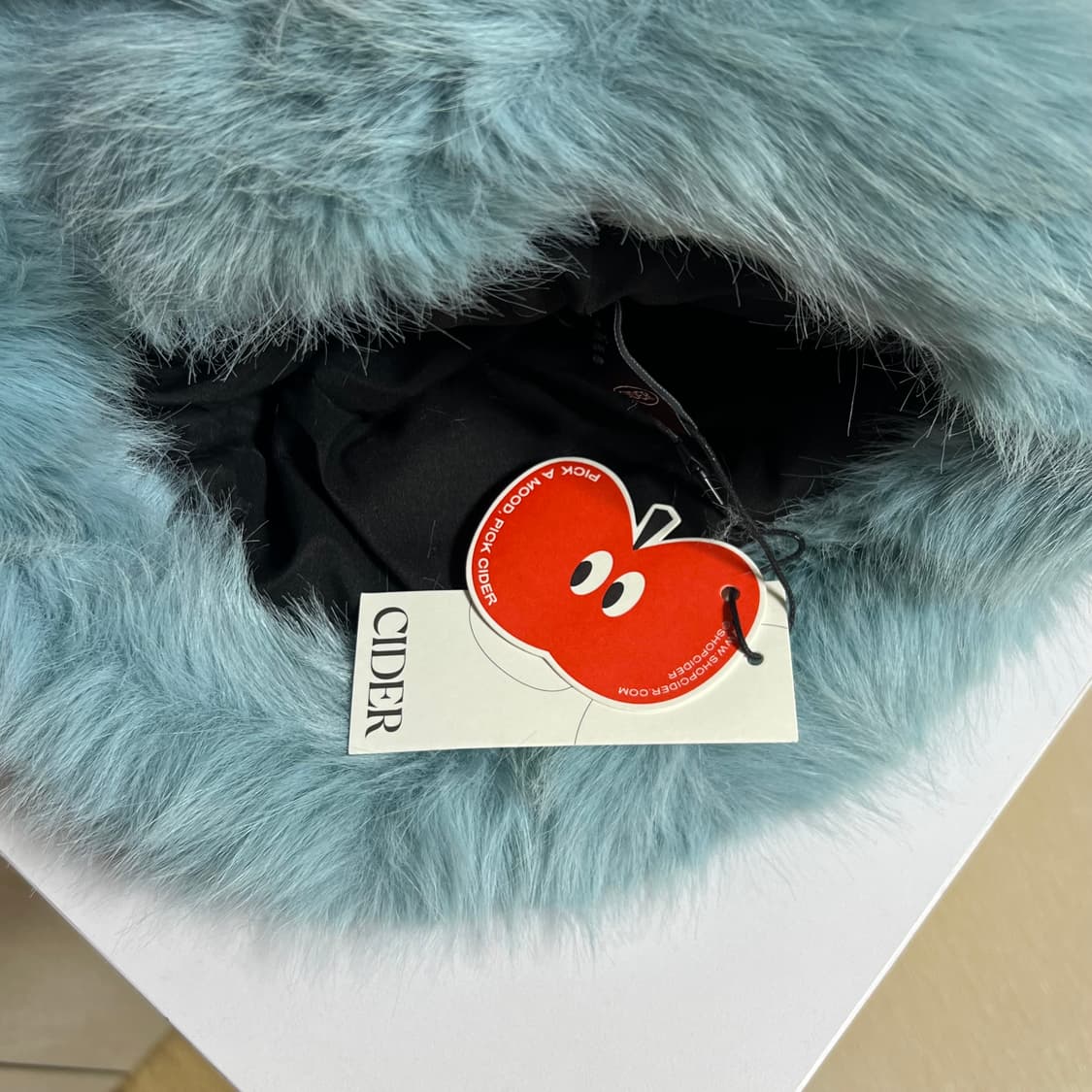 샵사이다 삿포로여행룩 퍼모자 새상품 상품이미지2