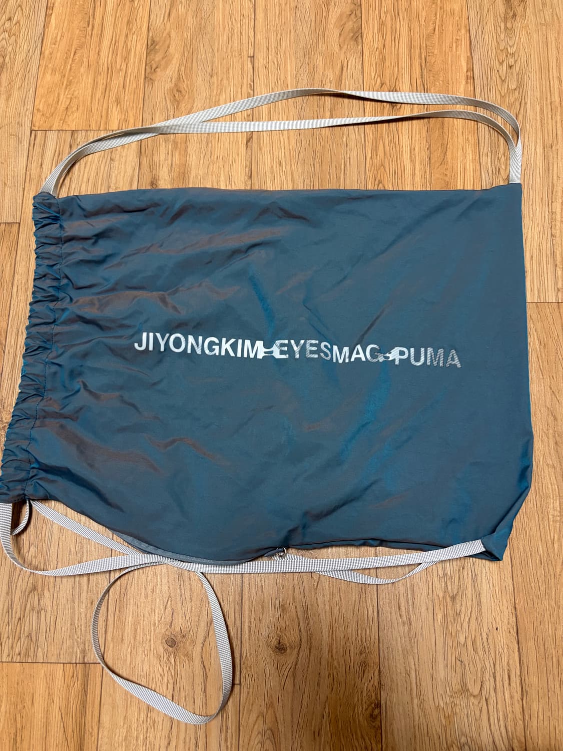 지용킴 아이즈매거진 백 상품이미지1