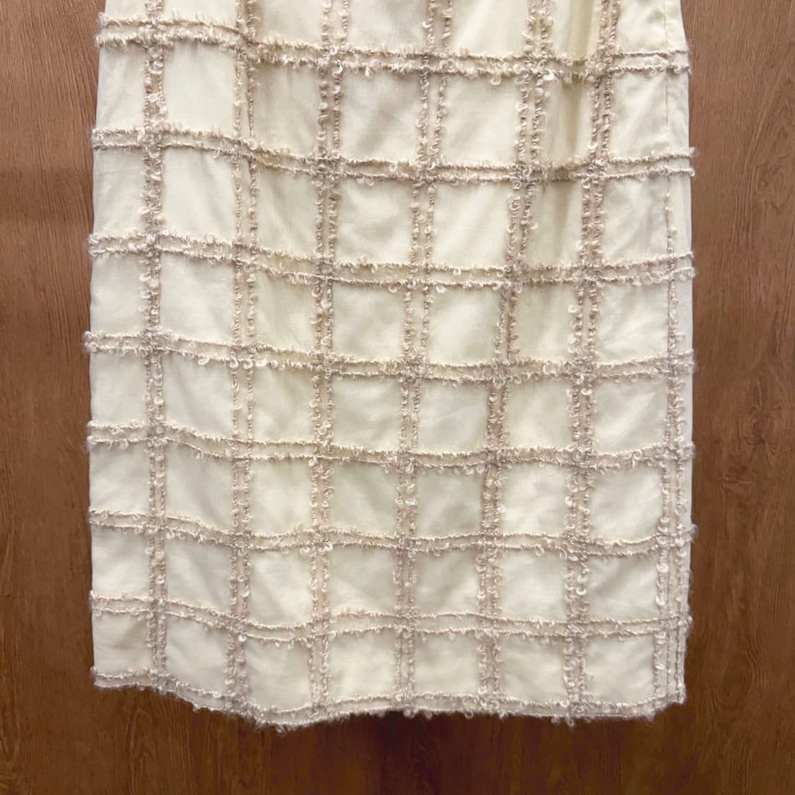 모스키노 H라인 트위드 미디 스커트 텍스처 그리드 자수 디테일 아이보리 상품이미지5