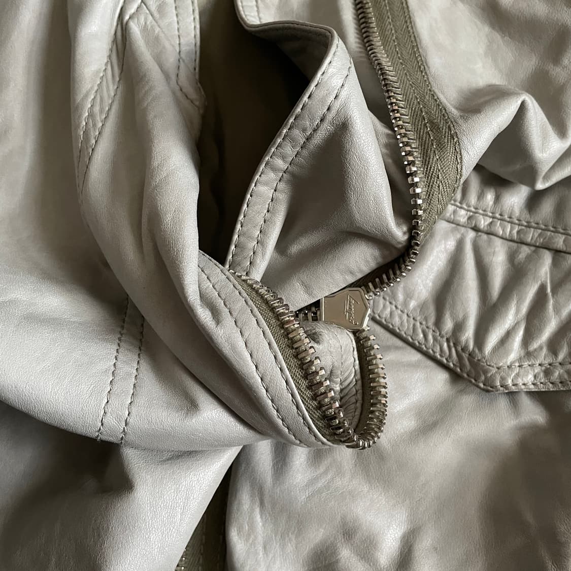 3.1필립림  PHILLIPLIP 쉽스킨 레더 블루종 상품이미지6