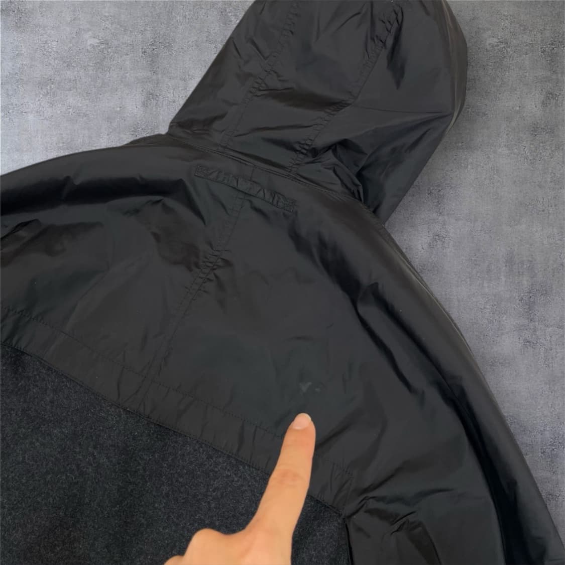 프라다 Prada 블랙 차콜 나일론 울 믹스 후드 자켓 점퍼 52 상품이미지8