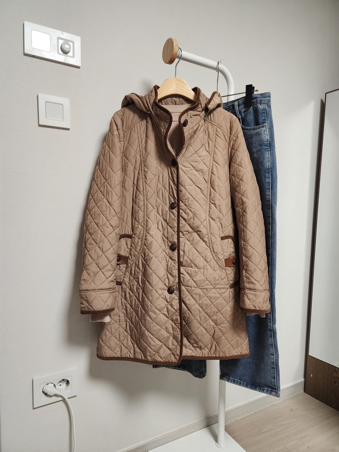 BCBG 퀼팅 코트 자켓 상품이미지1