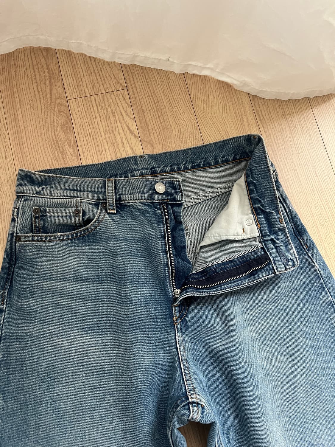 코스 칼럼 column 스트레이트 레그 진 (라이트 블루 27사이즈) 상품이미지5