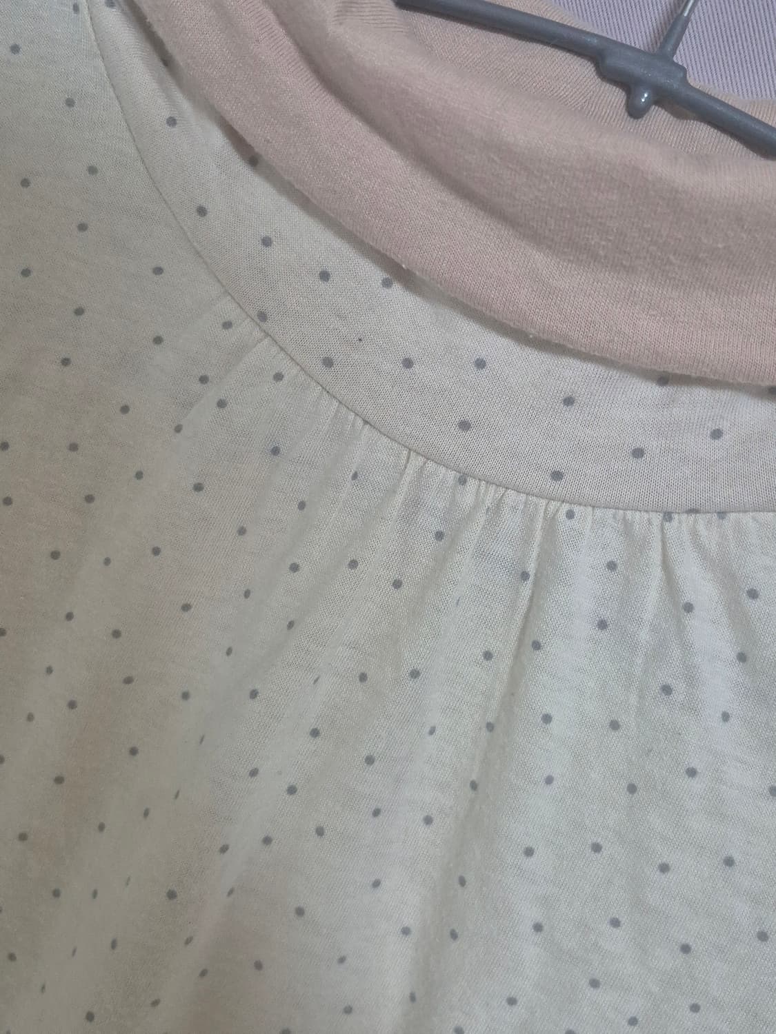 빈티지 모리걸 하구미깔 도트 딸기우유 배색 목폴라 긴팔티 상품이미지3