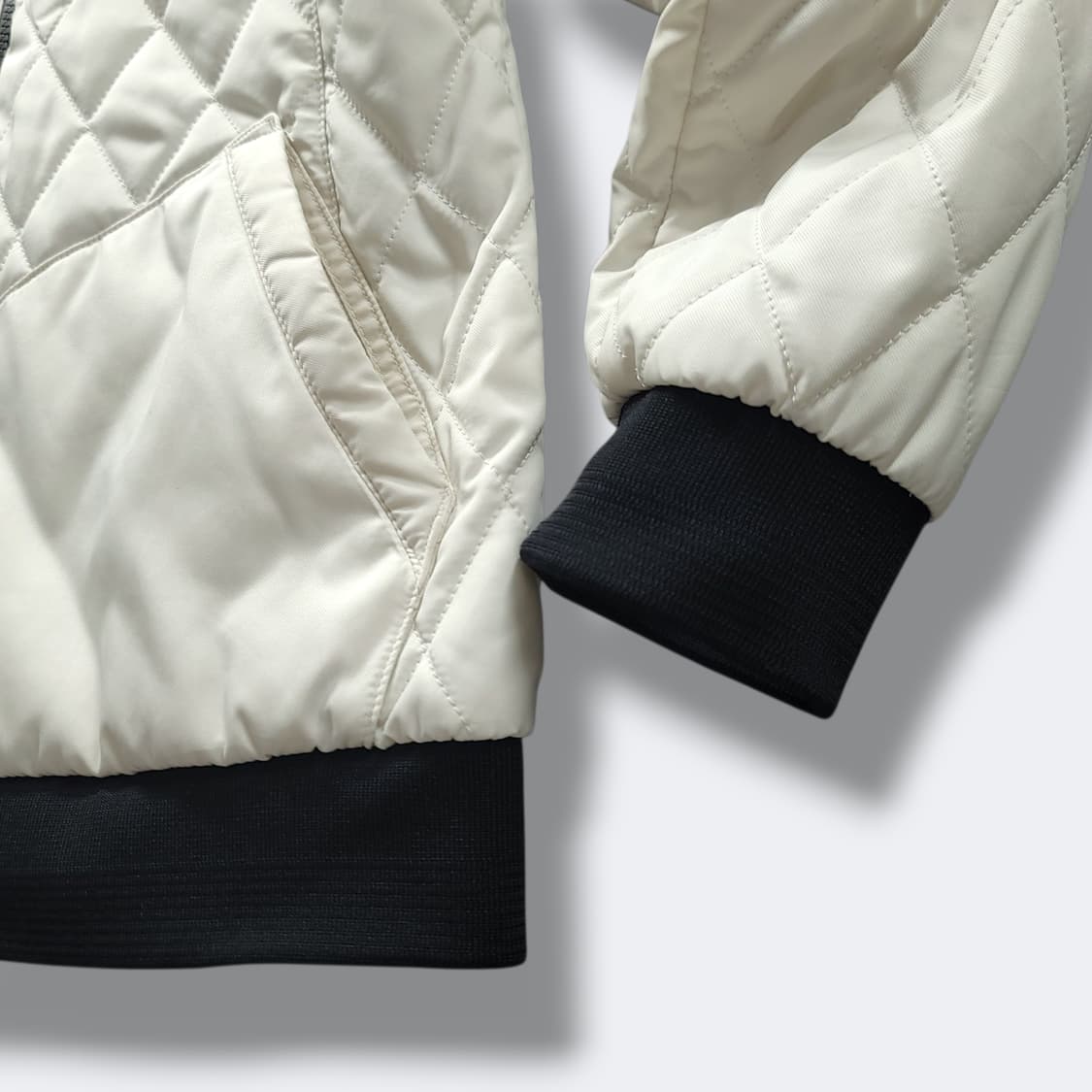 [95] 디스커버리 익스페디션 크림 퀼팅 봄버 자켓 상품이미지7