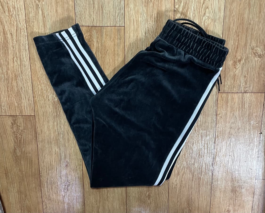 아디다스 벨벳 블랙 트랙팬츠 바지 트레이닝 상품이미지2