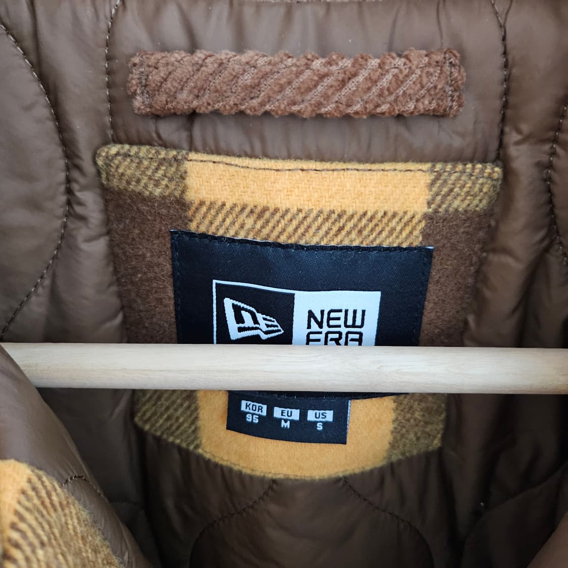 (새상품급) 뉴에라 캐주얼 체크자켓 모직자켓 누빔 열로우 남여공용 M 상품이미지4