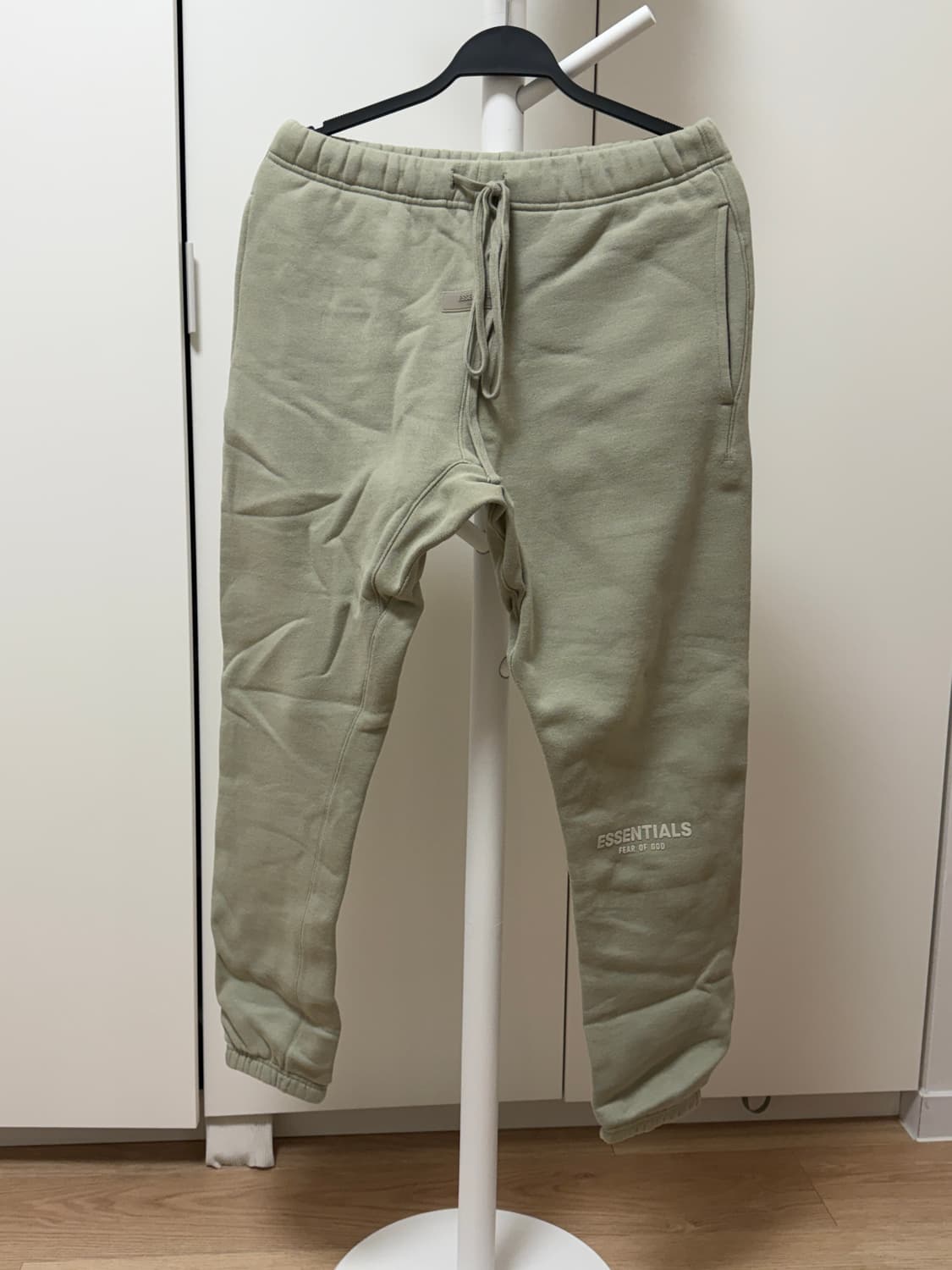 Fear of god essentials 스웨트팬츠 seafoam 상품이미지3