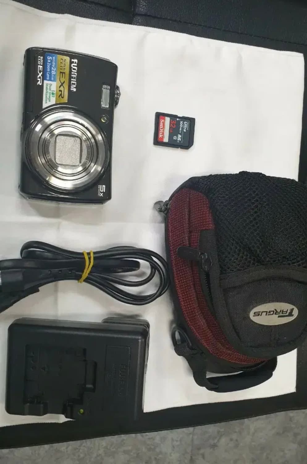 후지필름 FinePix F200EXR  상품이미지1