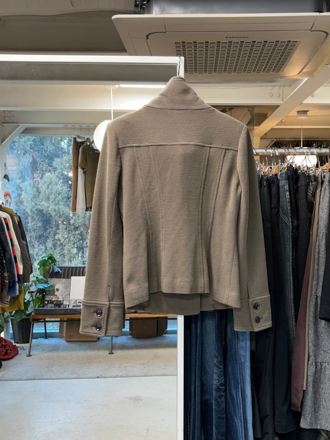 Interplanet 비대칭 하이넥 자켓 상품이미지2