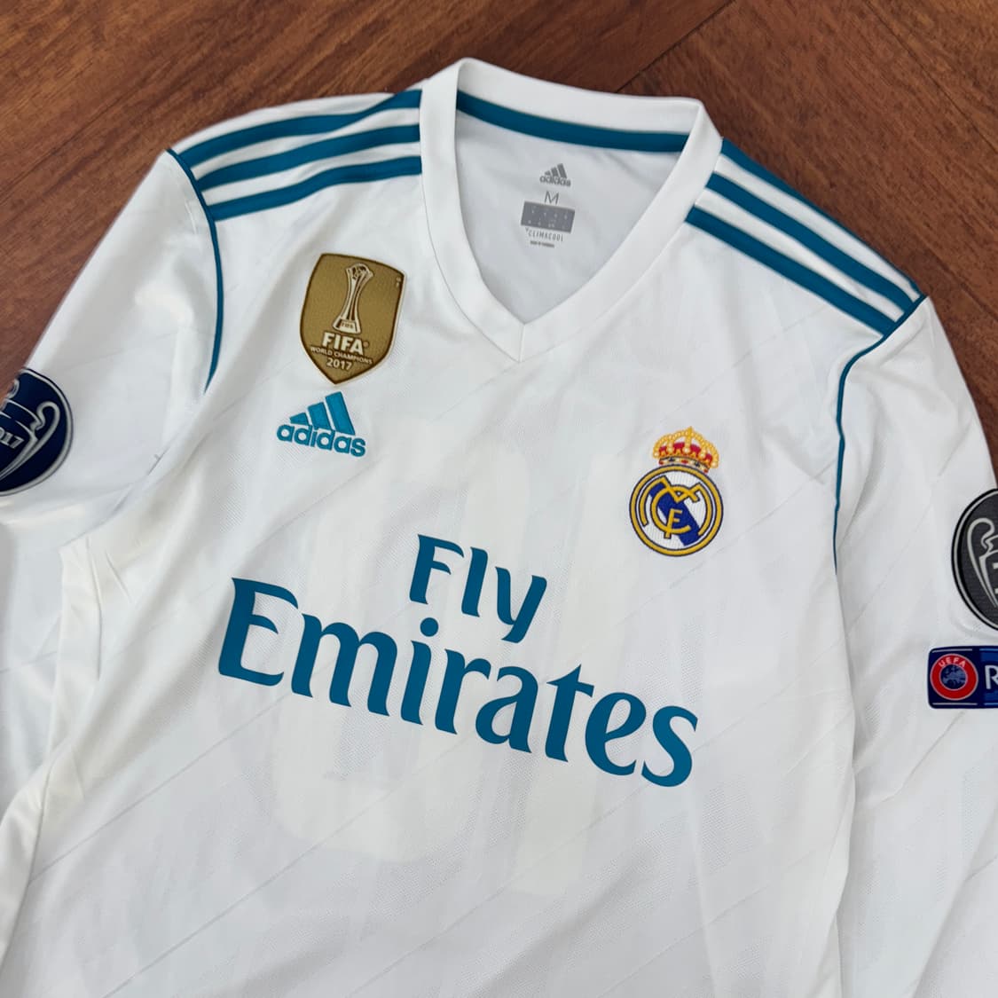 M 아디다스 레알마드리드 17-18시즌 홈 유니폼 (모드리치) 상품이미지4