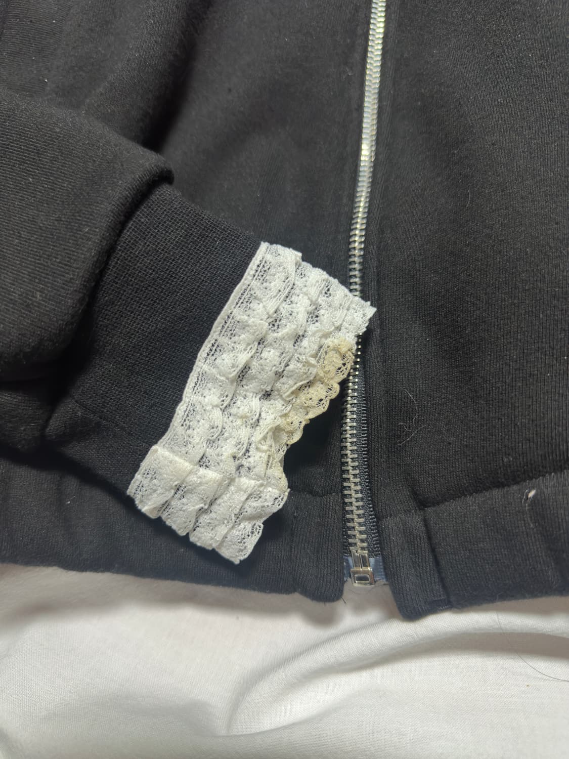 케미칼 스포츠 레이스 디테일 블랙 집업  상품이미지3